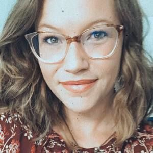Meet your Posher, Courtney